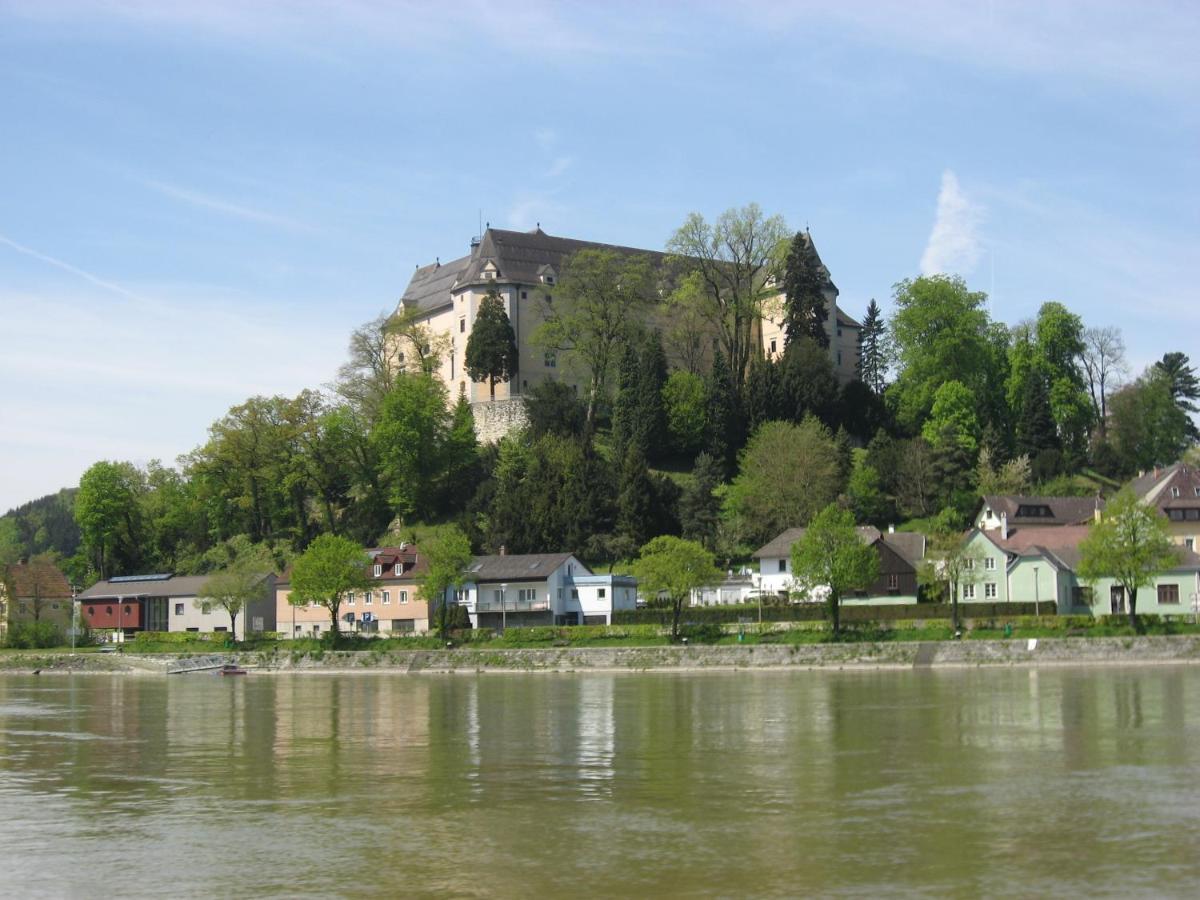 St. Nikola * Sankt Nikola an der Donau